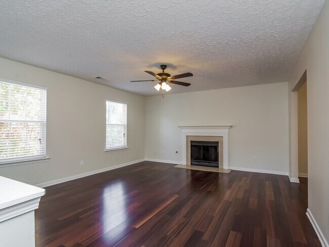 Foto del edificio - 103 Drury Ln