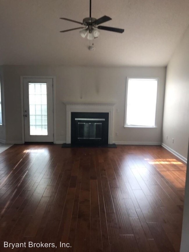 Building Photo - 3 br, 2 bath House - 107 Brickyard Point