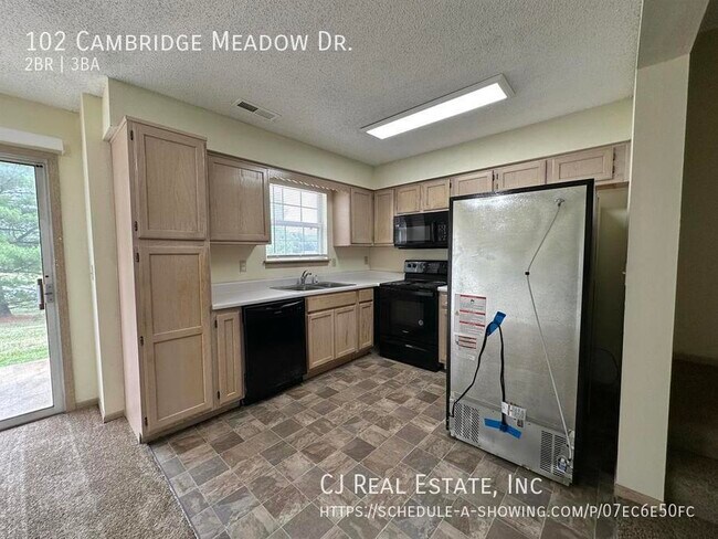 Foto del edificio - 102 Cambridge Meadows Dr