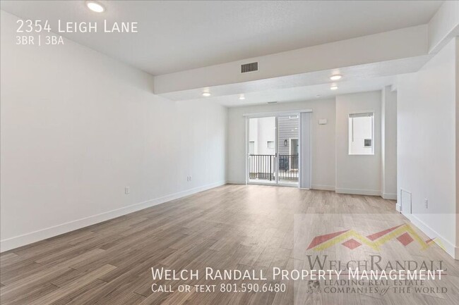 Foto del edificio - 2354 Leigh Ln