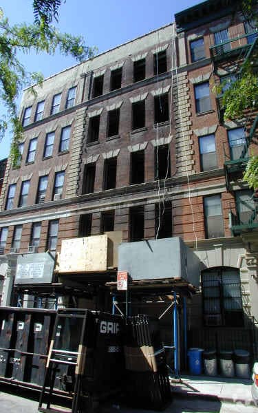 Building Photo - 423 Lenox Ave