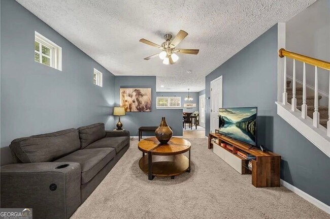 Building Photo - 188 Ilex Dr