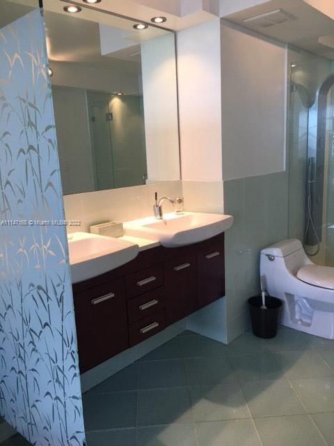 Foto del edificio - 7132 Collins Ave