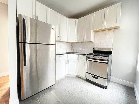 Foto del edificio - 2 bedroom in NEW YORK NY 10032