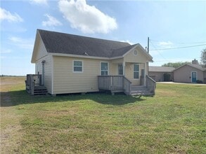 Building Photo - 5534 Lexington Rd