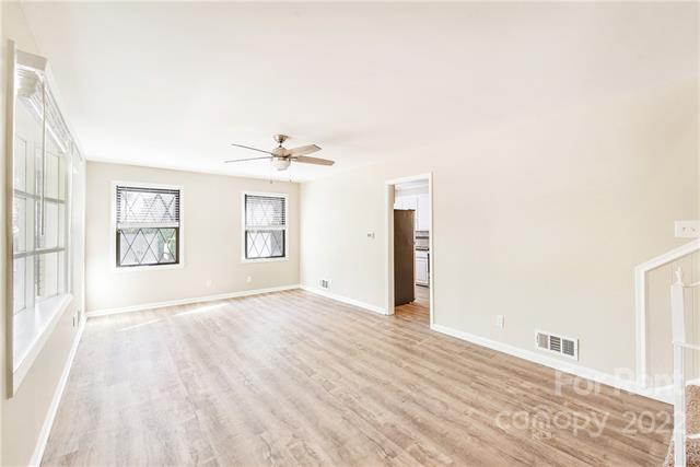 Building Photo - 3938 Somerdale Ln