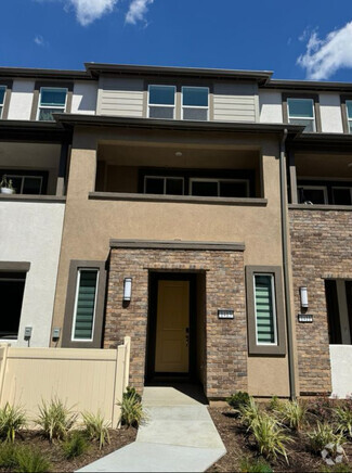 Building Photo - 1413 Cirrus Ct