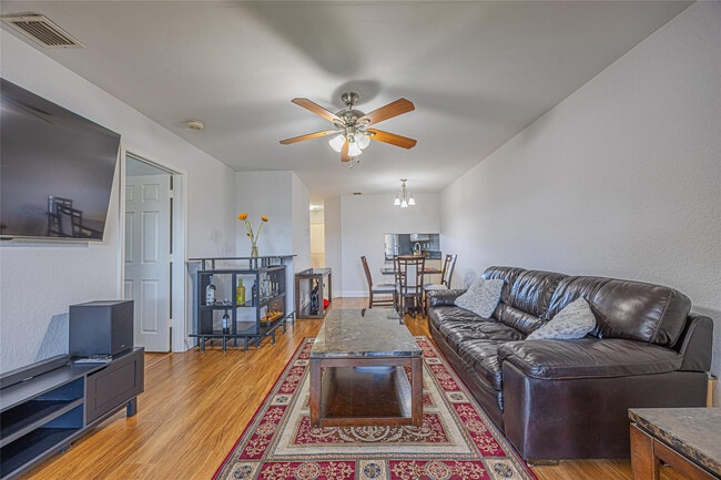 Building Photo - 9541 SW 1st Ct