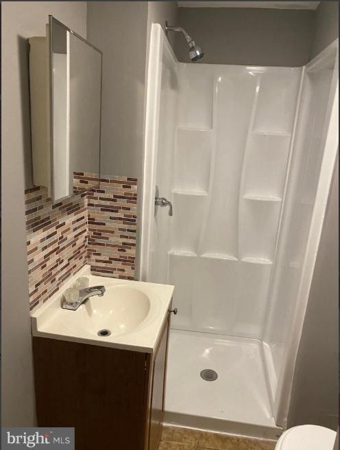 Foto del edificio - 613 E 12th St