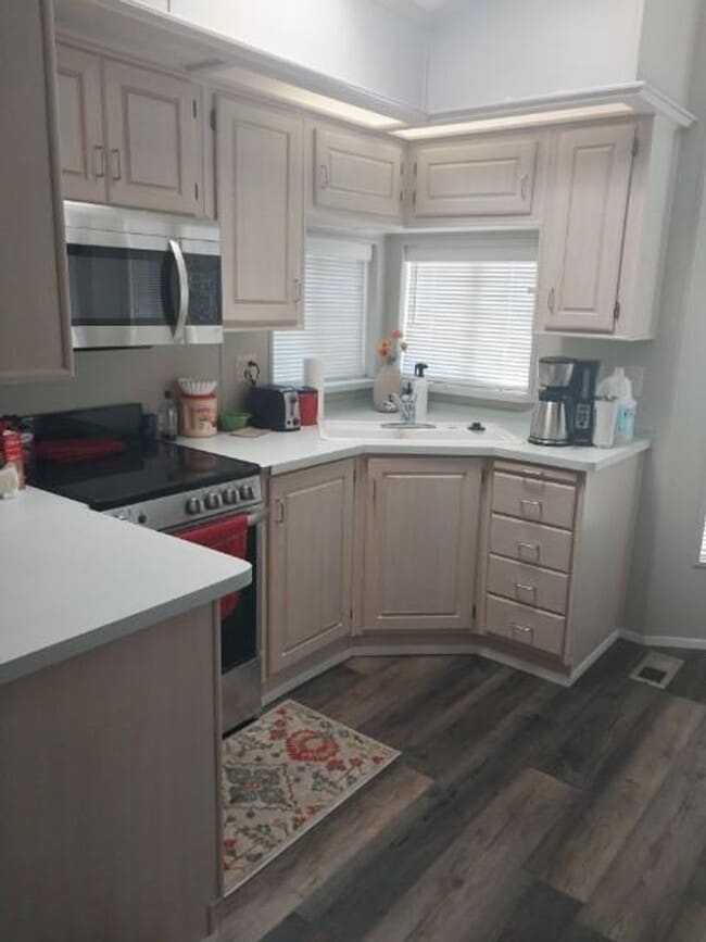 Building Photo - 1 bed 1 bath @ Twin Lakes 55+ Community