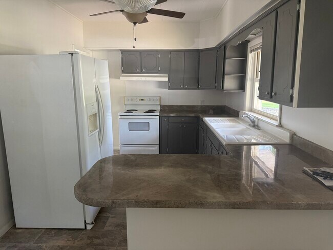 Foto del edificio - 126 8th St