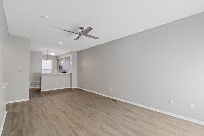 Foto del edificio - 801 S Front St