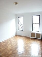 Building Photo - 206 W 104th St