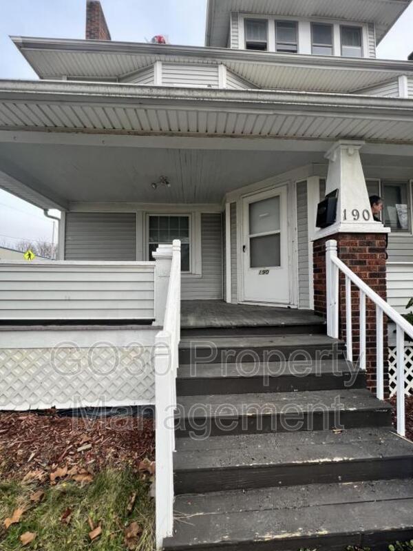 190 Logan Ave NE, Warren, OH 44483 Condo for Rent in Warren, OH