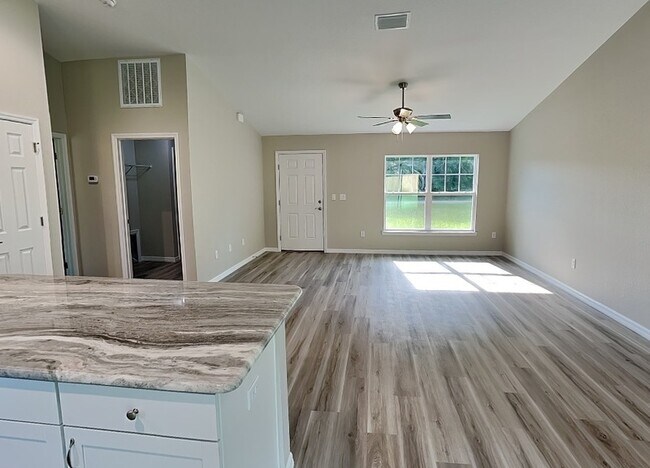 Foto del edificio - 13182 SE 101st Terrace