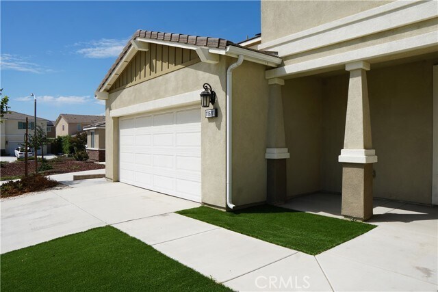 Building Photo - 11681 Daisy Ct