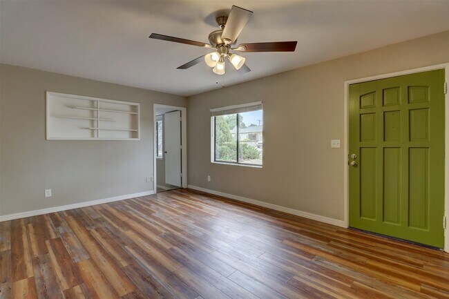 Foto del edificio - 846 Prescott Heights Dr