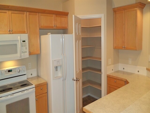 Foto del edificio - 1439 W Crenshaw St