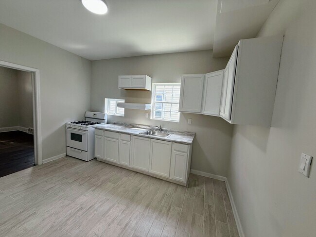 Foto del edificio - 3420 W 49th St