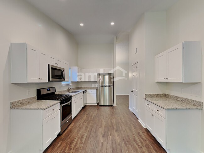 Foto del edificio - 1137 Eastmill Cove