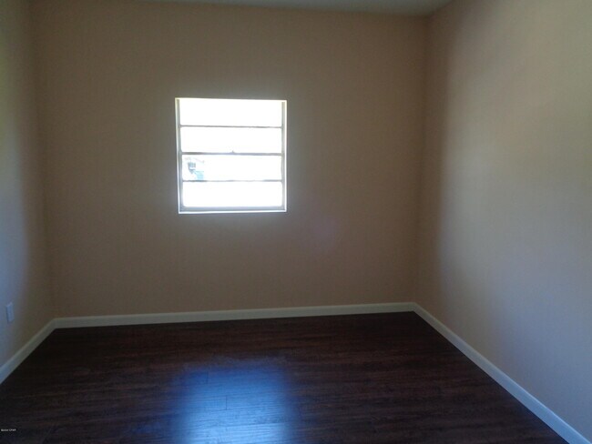 Foto del edificio - 903 Taylor St