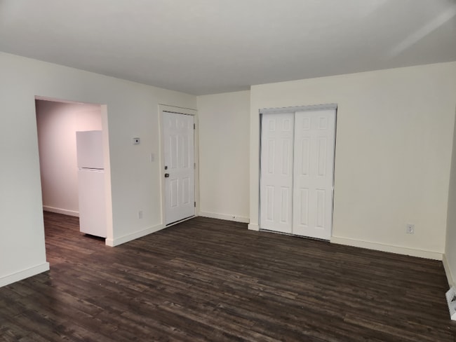 Building Photo - 4707 Kent Rd