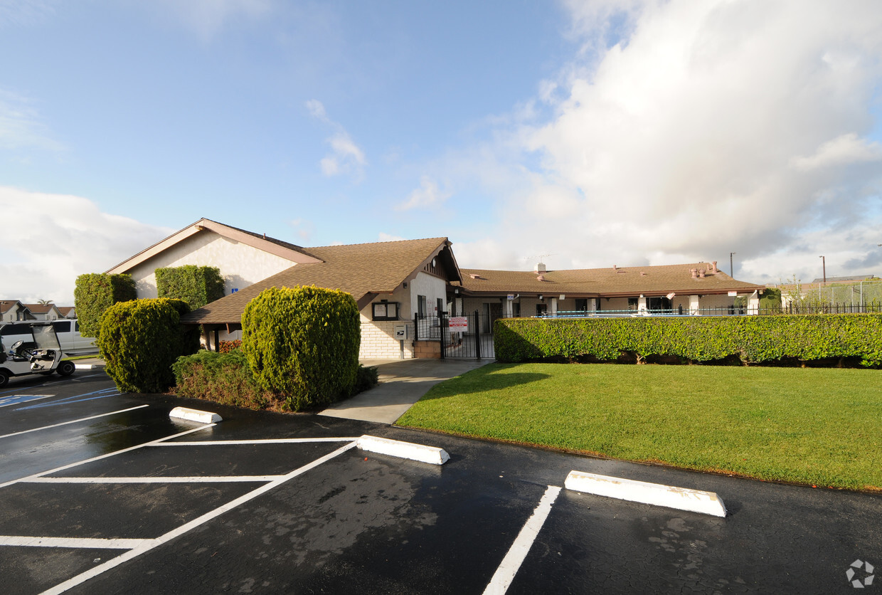 Foto del edificio - Fountain Valley Estates