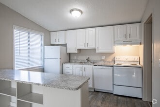 Interior Photo - Laurel Bay