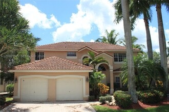 Building Photo - 2568 Jardin Dr