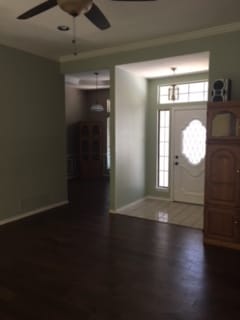 Building Photo - 6614 Canalview Dr