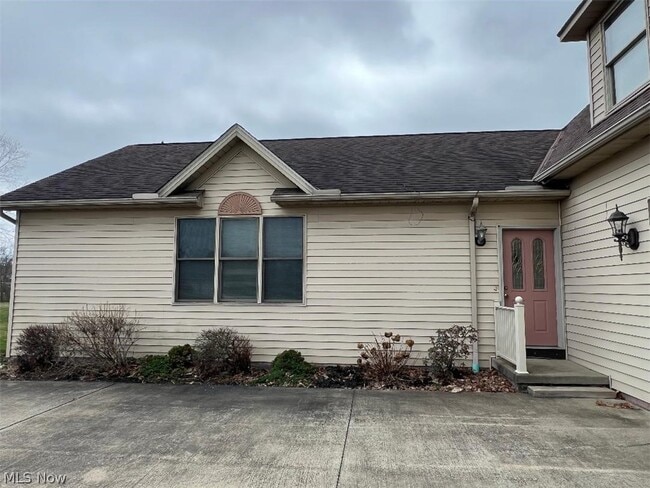 Building Photo - 6456 S Rim Cir