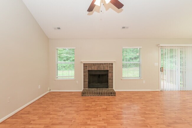 Building Photo - 3502 Fernmoss Ct