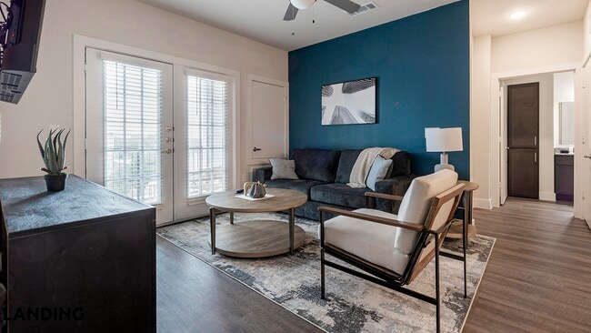 Building Photo - 14006 Potranco Rd