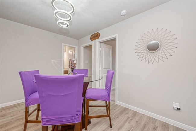 Building Photo - 9722 Cargill St