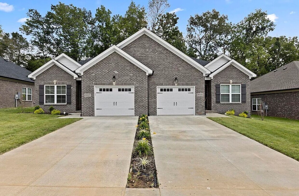 Primary Photo - 6533 and 6537 Fortuna Court