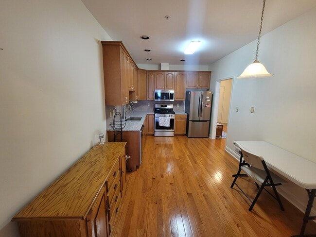 Building Photo - 701 Whitetail Cir