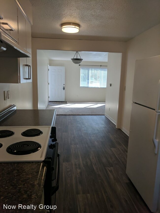 Foto del edificio - 7375-7405 SW Scholls Ferry Rd