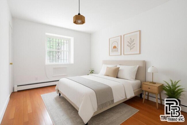 Foto del edificio - 5 bedroom in Brooklyn NY 11207