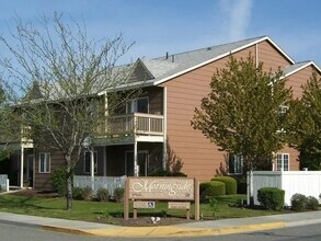 Building Photo - 703 Quince St