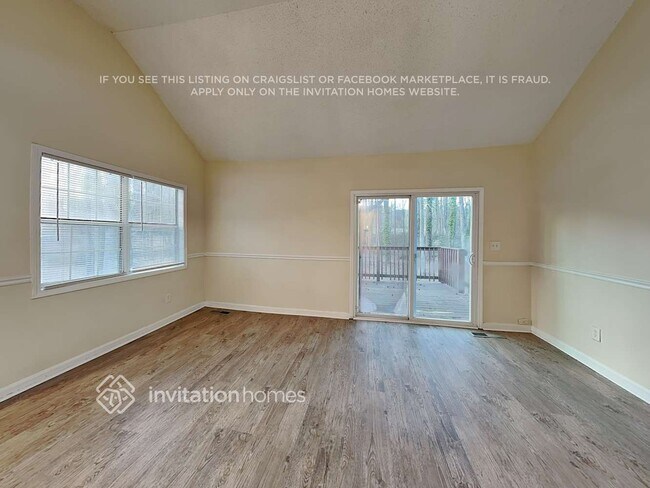 Foto del edificio - 235 Township Dr