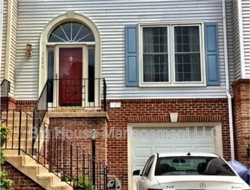 Foto principal - 5802 Appleford Dr