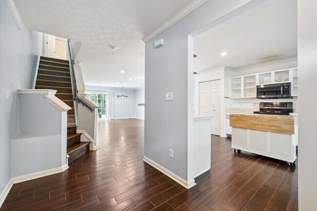 Photo - Price Reduced! Available Now: 3bd/2.5ba End-Unit Townhouse Off Highway 70 in Durham!