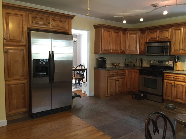 Foto del edificio - 1520 Holly Rd