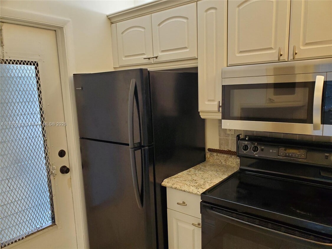 Foto principal - 1420 Atlantic Shores Blvd