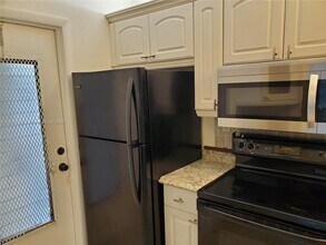 Building Photo - 1420 Atlantic Shores Blvd
