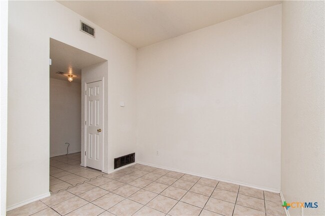 Building Photo - 4305 July Dr