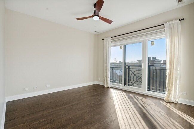 Foto del edificio - 524 N Hermitage Ave