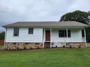 Building Photo - 4764 Burnam Ln