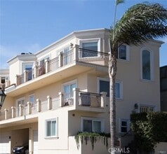 Building Photo - 417 Marine Ave