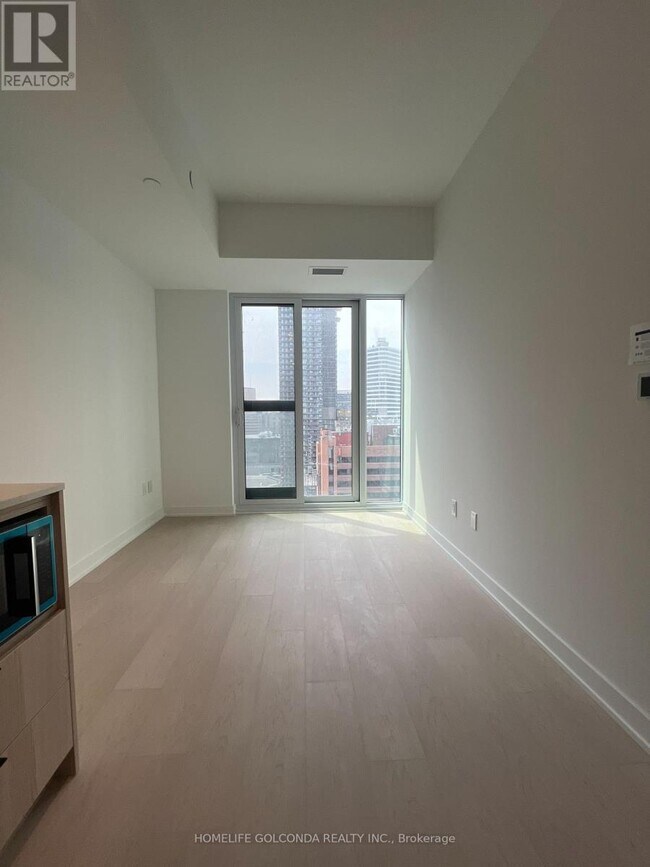 Photo du bâtiment - 252 Church St